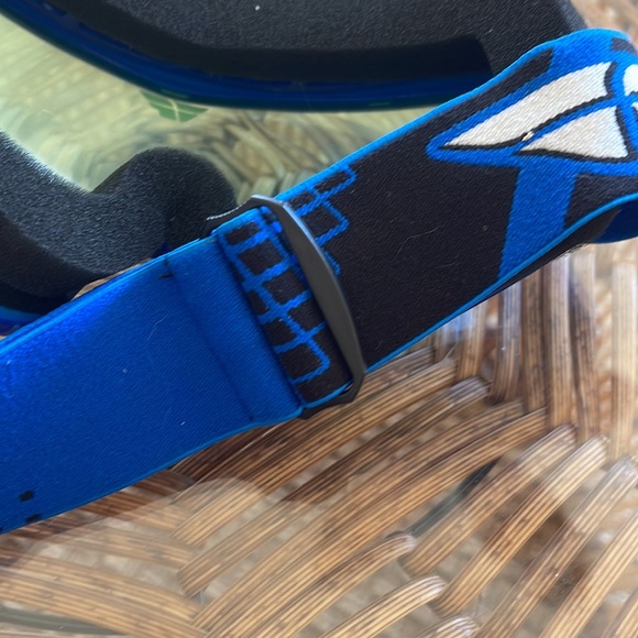 Snow board goggles - Picture 4 of 6